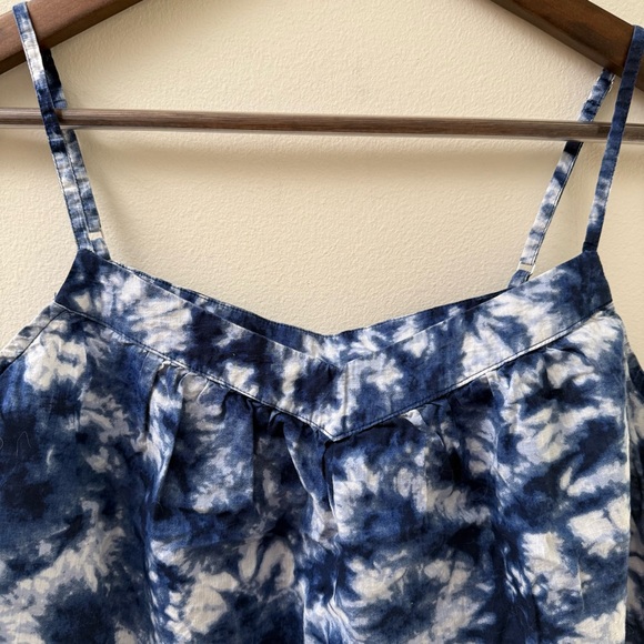 GAP Tie-Dye Crop Cami - Picture 2 of 7